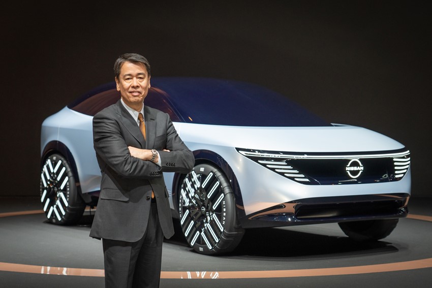 Nissans vd Makoto Uchida